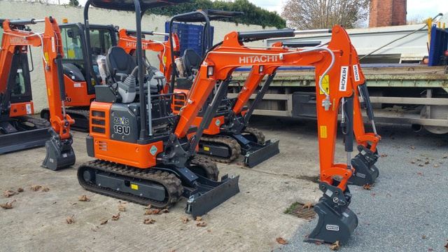 HITACHI ZX1.9U-5A